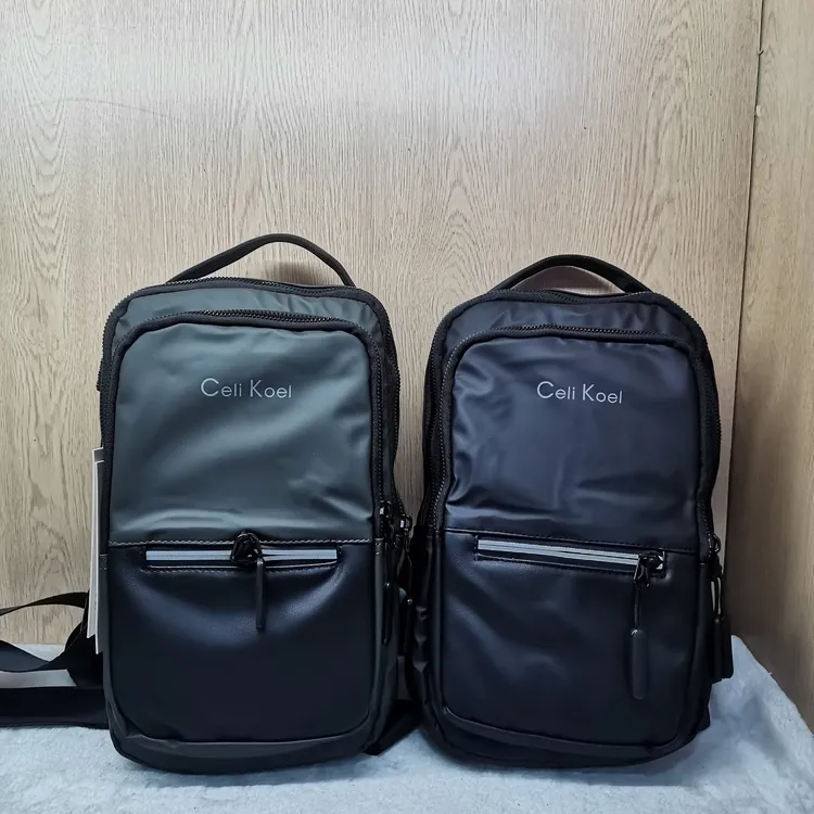 男士超轻防水布料胸包 斜挎包多功能时尚黑色耐磨