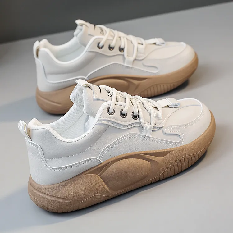 新款休闲女鞋2023夏透气纯色增高厚底板鞋百搭皮面耐磨拼接小白鞋