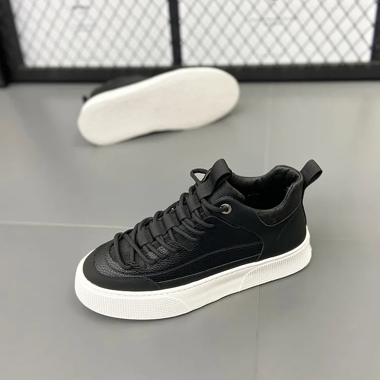2025高帮板鞋韩版小白鞋百搭休闲鞋运动软底精神小伙厚底男鞋潮鞋