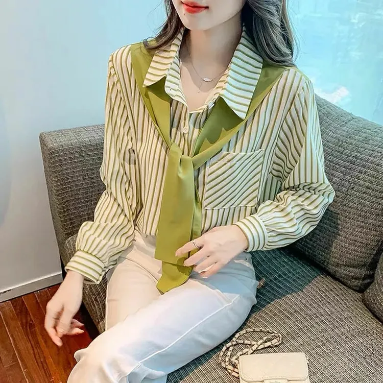 条纹衬衫女假两件春秋洋气长袖宽松百搭衬衣韩版大码显瘦休闲上衣