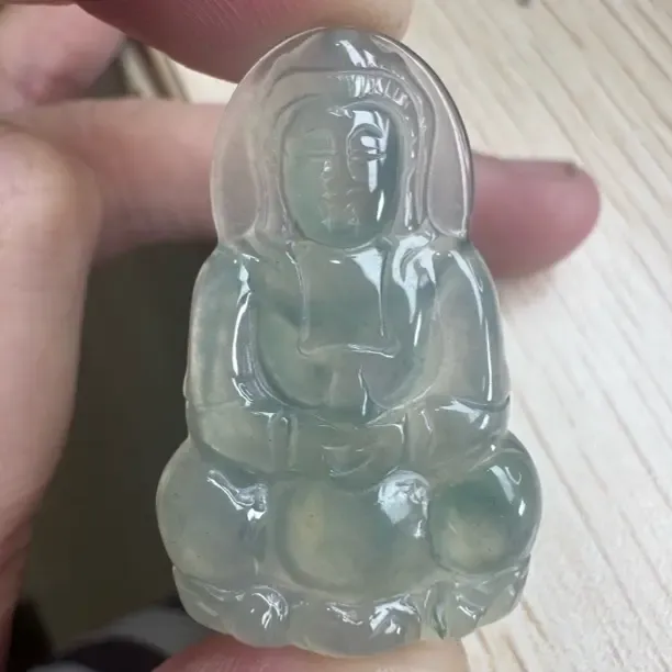 天然A货翡翠缅甸冰晴观音水润透亮颈饰35.2×21.5×3.6