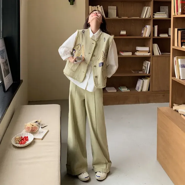 重工涂鸦刺绣牛仔马甲衬衫套装裤女2025春季新款高级感显瘦三件套