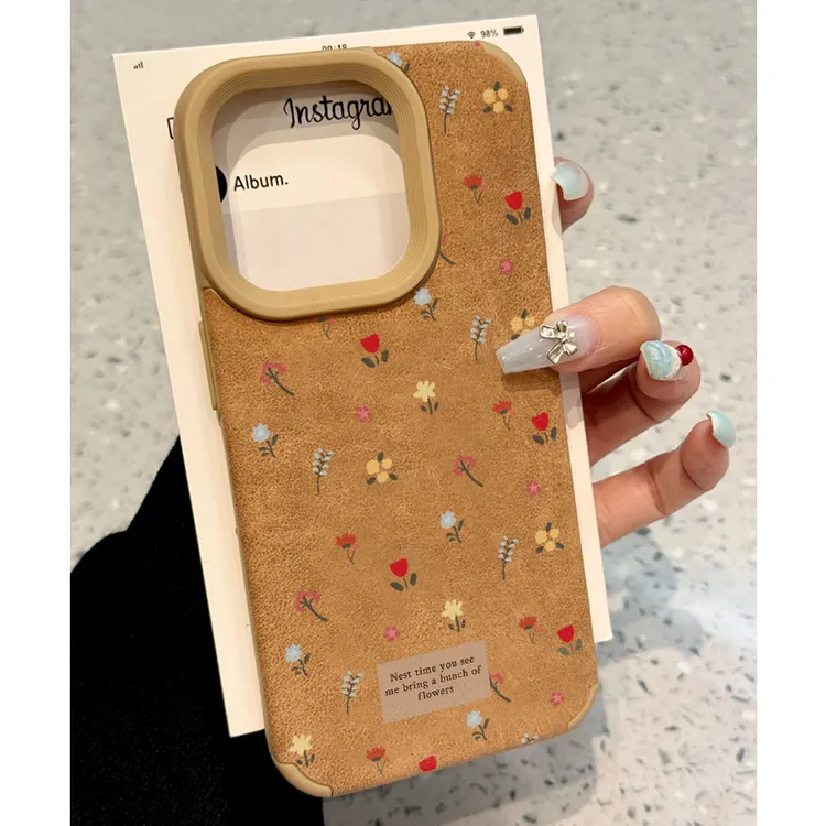 SMBLCE满屏小碎花适用iPhone16/15pro大孔贴皮14苹果13手机壳12套