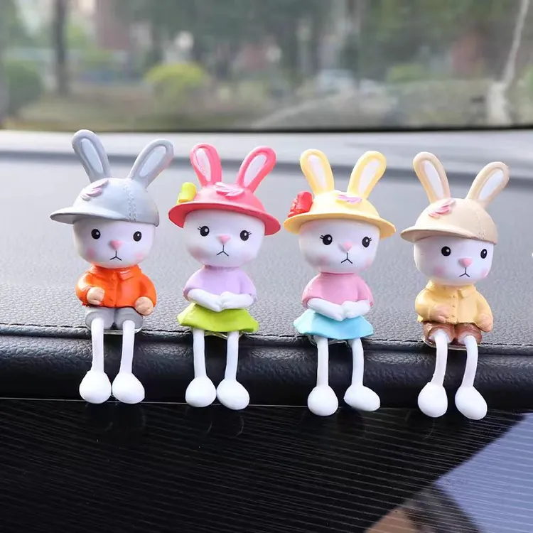 清狂甩 汽车中控台吊脚兔摆件可爱个性创意桌面装饰车内饰品