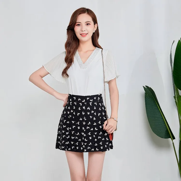 高腰显瘦半身裙碎花短裙时尚夏季半裙印花气质春夏波点百褶裙