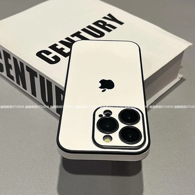 简约白色皮质带镜头膜适用iPhone16Promax苹果15手机壳17硬13/12