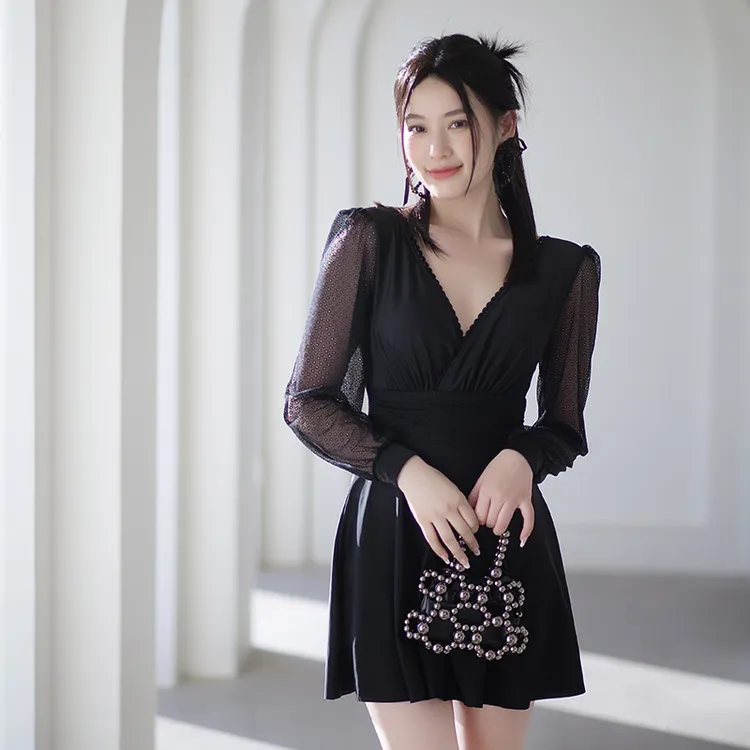 丰姿长袖游泳衣女款连体裙式大码胖mm遮肚显瘦黑色泡温泉保守泳衣