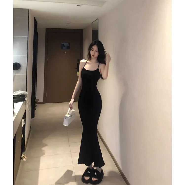 修身包臀裙黑色夏季吊带鱼尾长裙女气质收腰显瘦人鱼性感连衣裙子