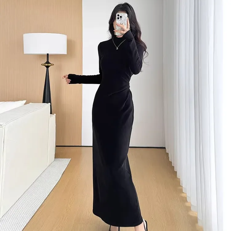 半高领气质连衣裙秋冬长袖内搭黑色打底修身显瘦包臀中长时尚裙子