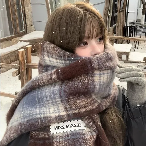 围巾秋冬季女2025新款美拉德格子披肩韩系高级氛围感加厚保暖围脖