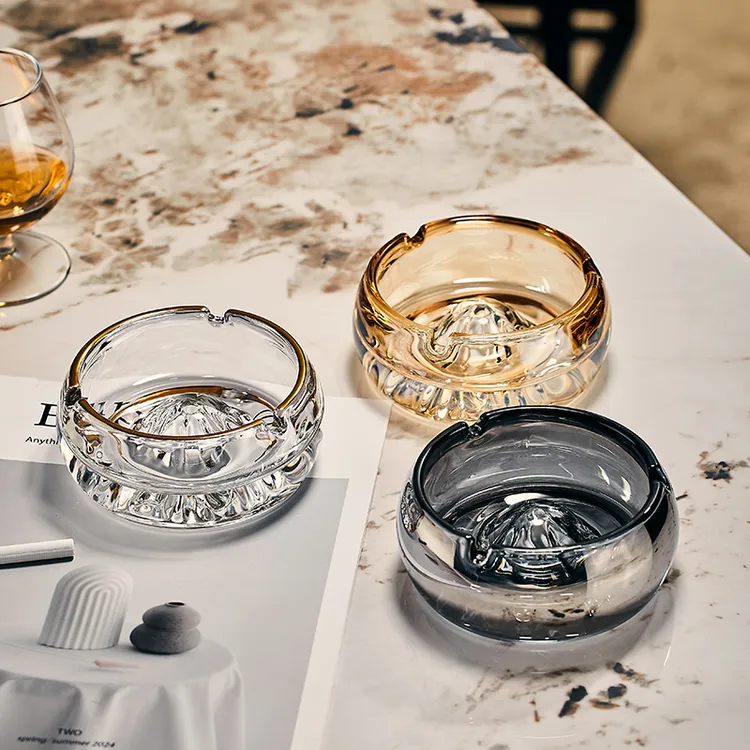 新款欧式水晶玻璃烟灰缸家用大号客厅创意小号办公室个性雪茄烟蝶