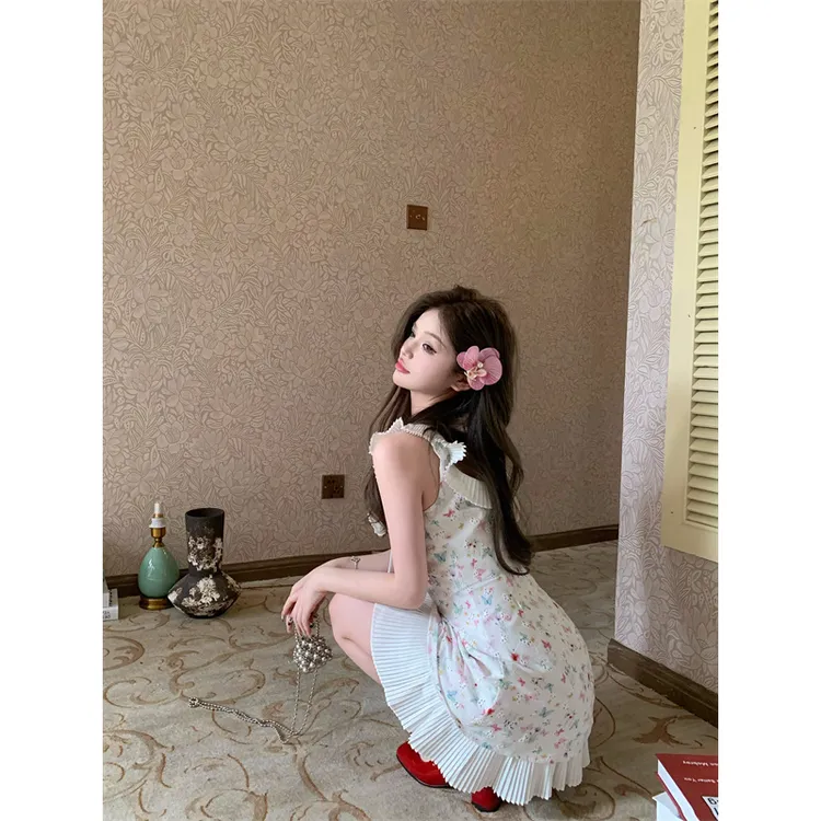 法式气质甜美碎花连衣裙女装夏季新款小个子无袖短裙白色蛋糕裙子