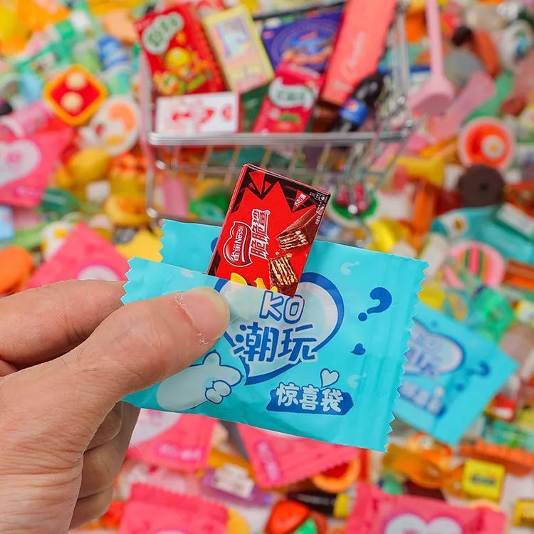 独立盲袋网红迷你便利店小瓶子仿真食玩盲袋微缩场景饮料玩具摆件