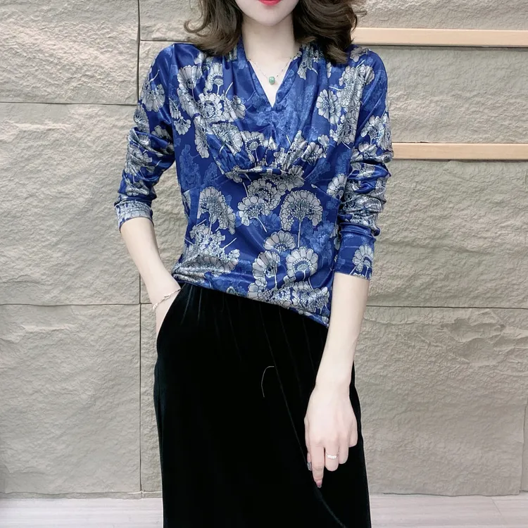 秋季新品长袖气质女人优雅时尚显瘦百搭网红打底小衫洋气妈妈装