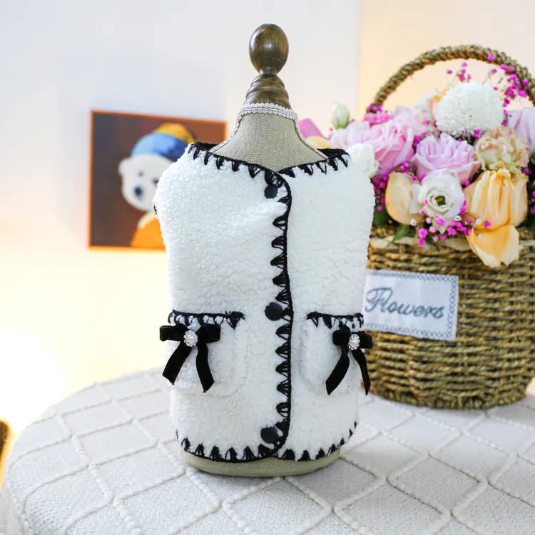 PETCIRCLE/宠物圈香风马甲秋冬保暖绒绒纽扣外套比熊泰迪