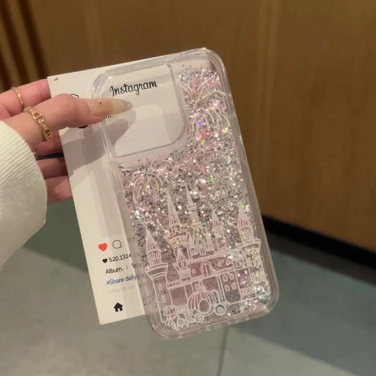 烟花和城堡银色流沙适用苹果16/15/14手机壳苹果13/12/11