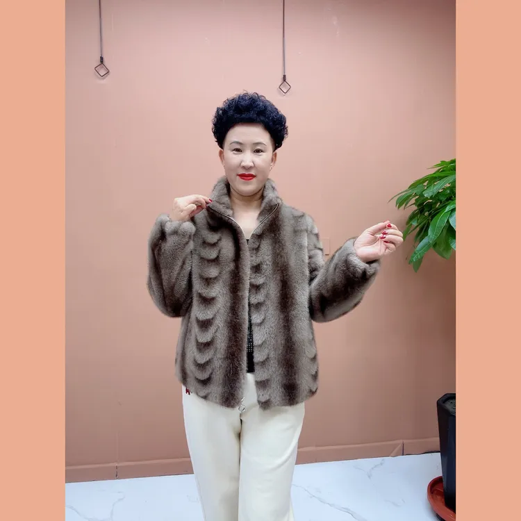 立领冬季水纹水貂绒短款外套女款气质时尚休闲百搭女士洋气冬季