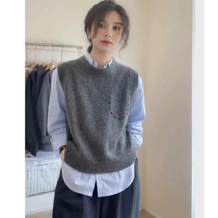 羊毛马甲女休闲百搭上衣宽松网红背心套头马夹叠穿打底衫针织毛衣