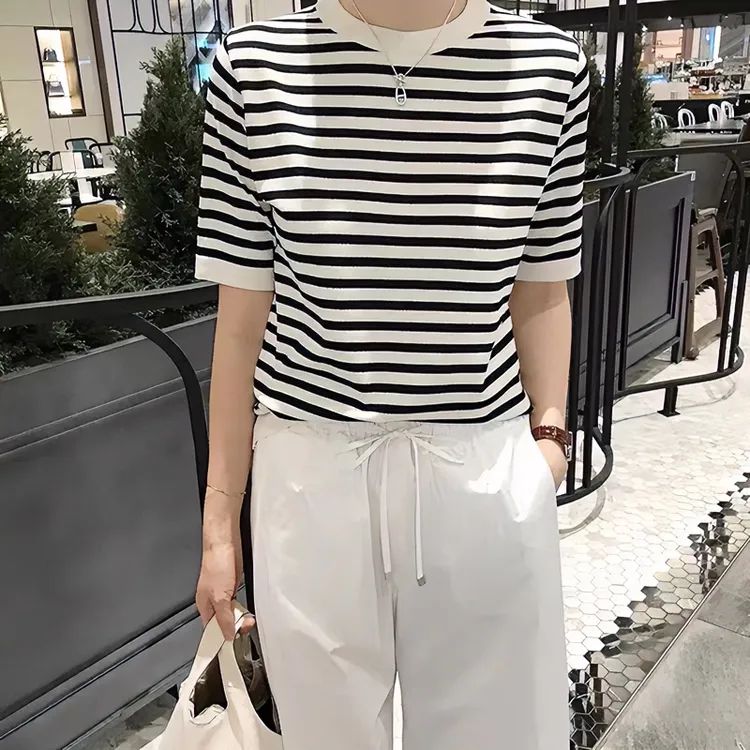 夏季条纹短袖女薄款时尚T恤休闲百搭上衣套头宽松显瘦圆领打底衫