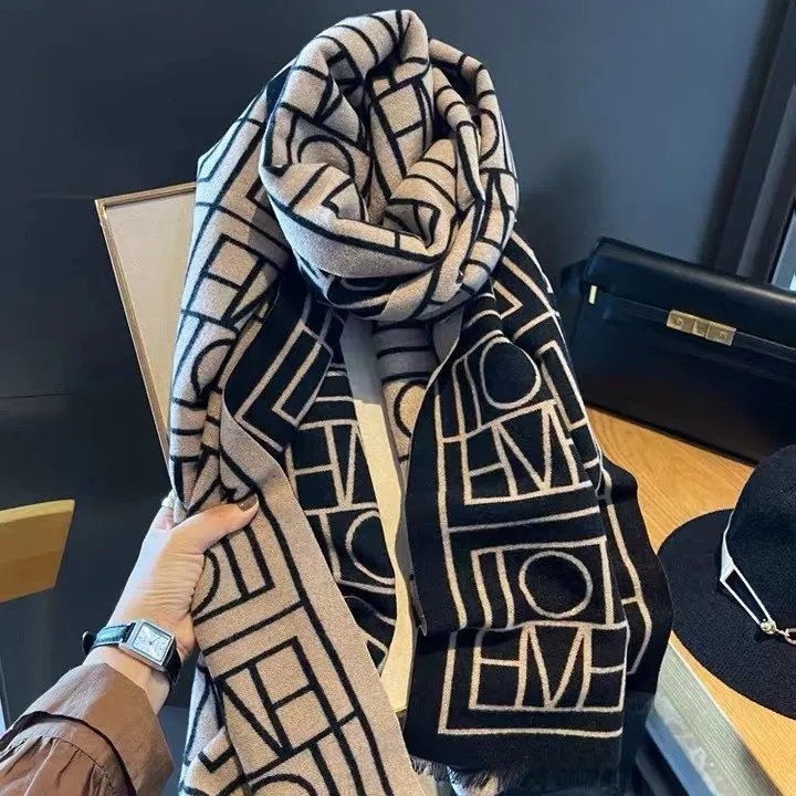 秋冬季韩版百搭新款高档披肩外搭保暖围脖围巾女款爆款2025新款