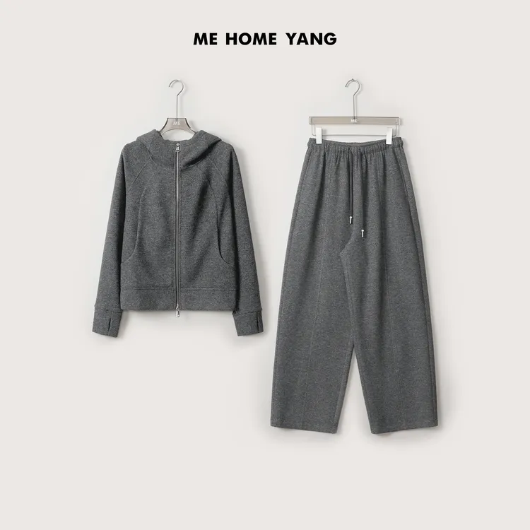 ME【显瘦公式】磨毛加绒保暖两件套百搭休闲连帽套装MEQA3372厚绒