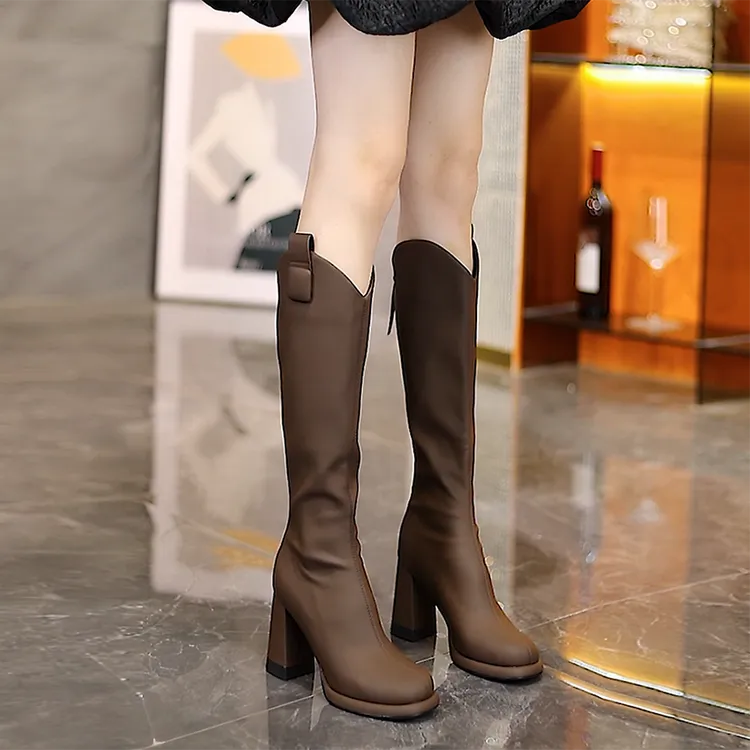 棕色不过膝高跟长靴女秋冬新款圆头粗跟时装靴后拉链百搭高筒靴子