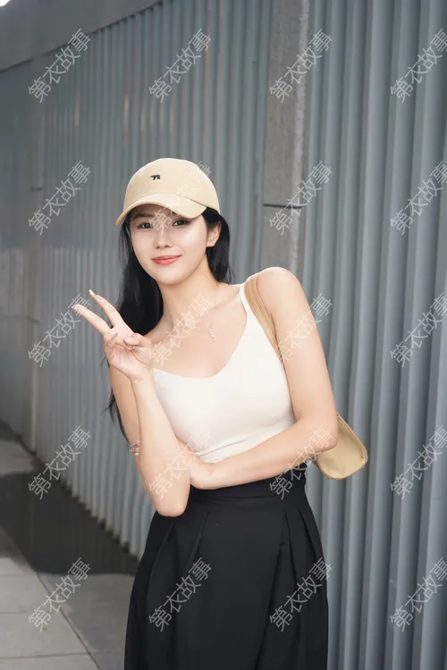 爆款上新 吊带背心女带胸垫免穿文胸一体无钢圈外穿美背百搭时尚