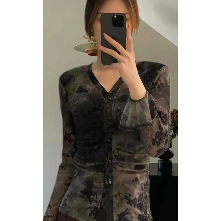 复古黑色碎花气质衬衫女2024新款高级感修身显瘦百搭微透长袖上衣