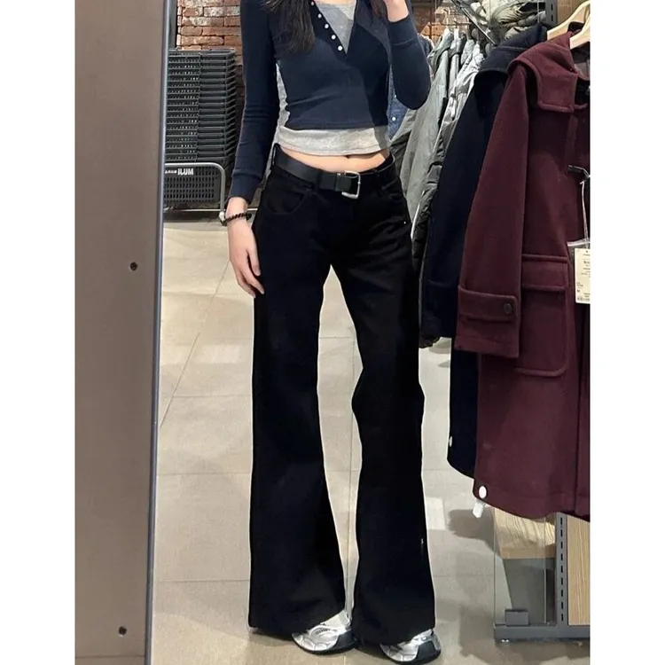 黑色不贴腿微喇叭牛仔裤女春季新款辣妹低腰修身显瘦百搭直筒裤子