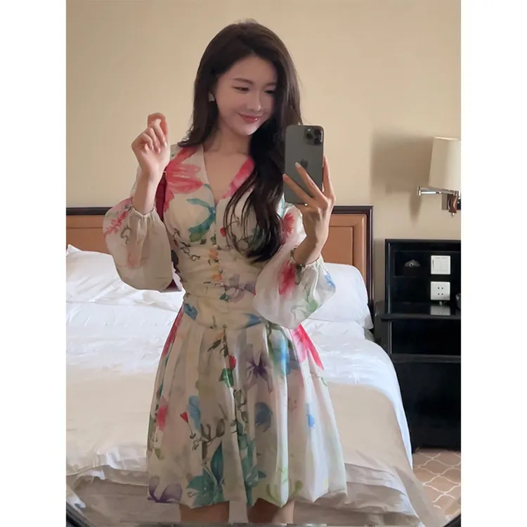 【大头黑STUDIO】2024女春法式印花连衣裙D224Z03023