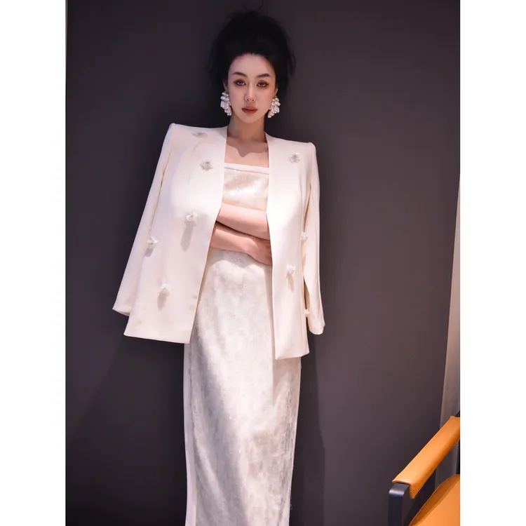 ZEROYK欧货高定女士西装高级感时尚百搭减龄西服亮片吊带裙两件套