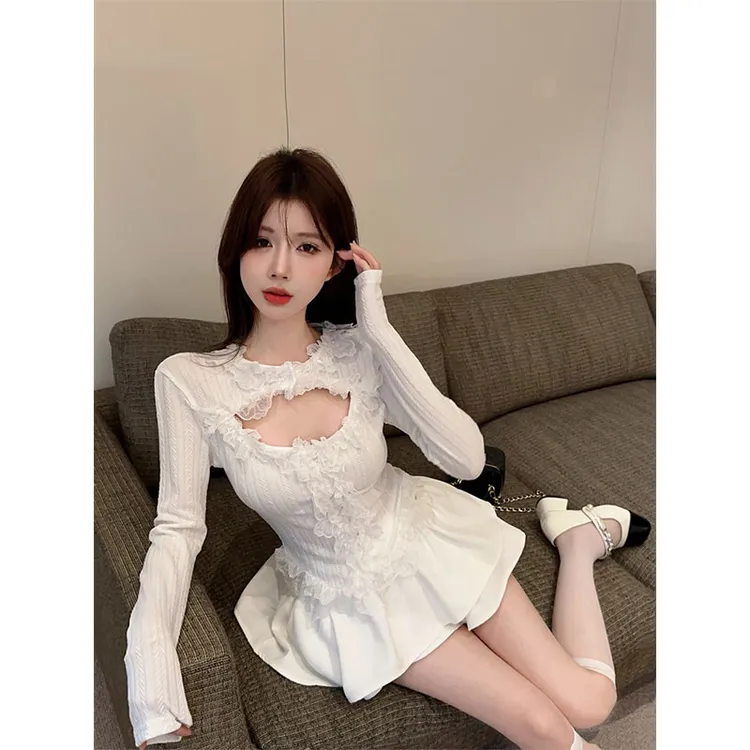 2024纯欲风肌理感重工镂空蕾丝花边上衣+百搭松紧腰半身裙两件套
