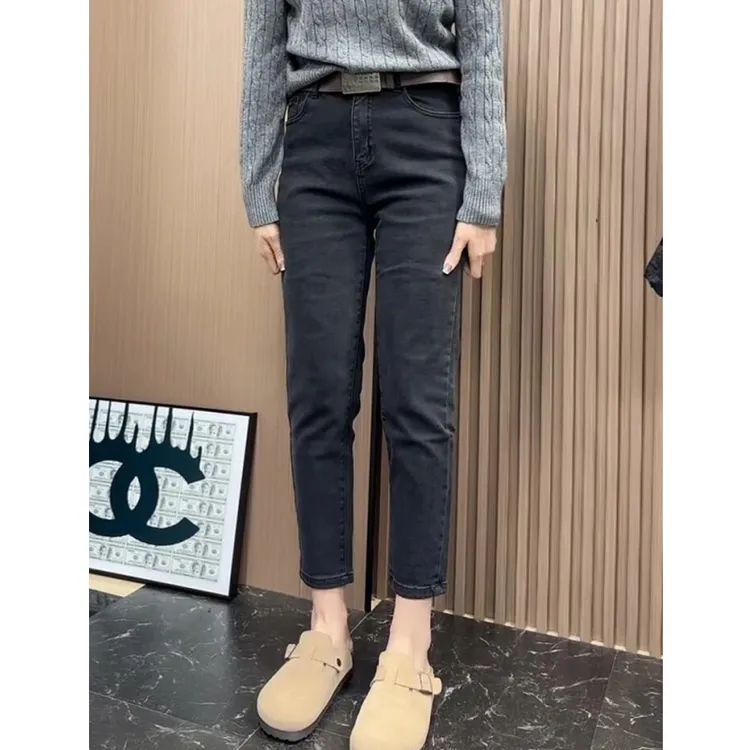 大码薄绒直筒牛仔裤女梨形身材2025年秋冬新款弹力显瘦九分烟管裤