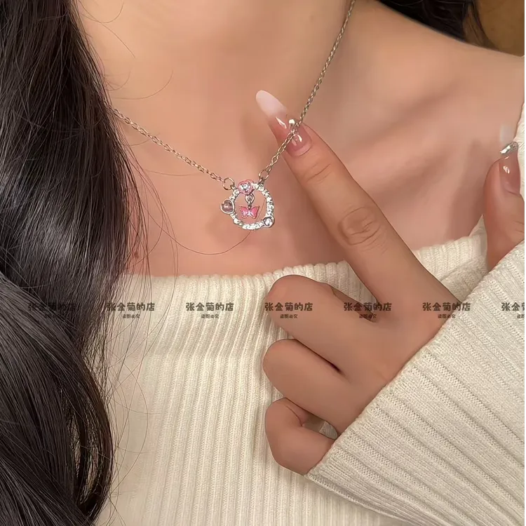 合金项链 爱心少女粉轻奢环绕爱意蝴蝶项链小众ins送女友送闺蜜