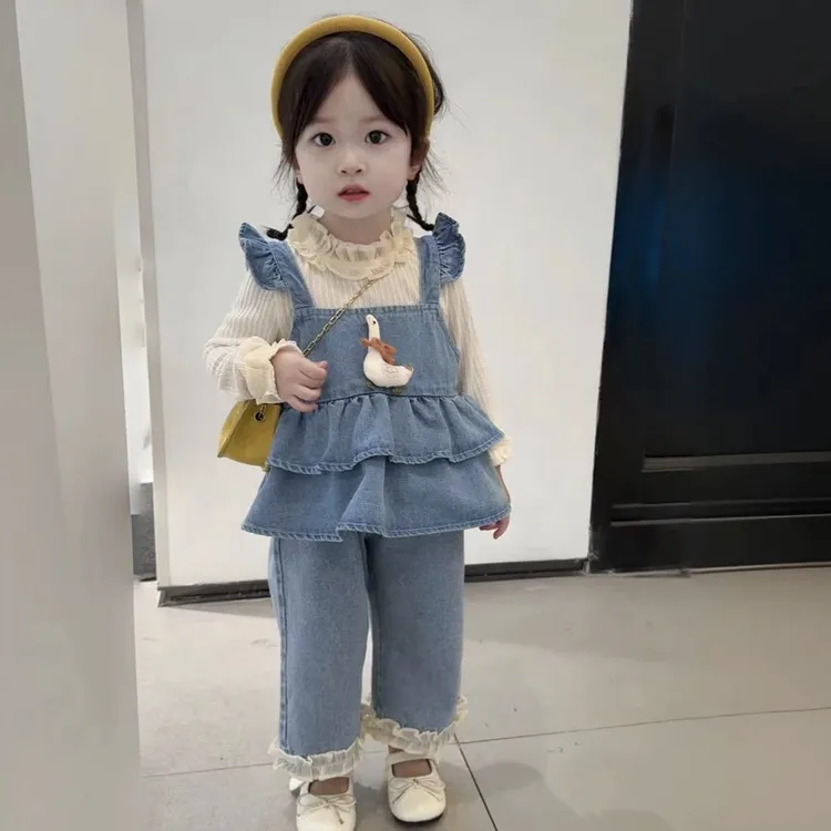 女童春季套装儿童牛仔裤吊带裙打底衫三件套韩范套装韩系春秋新款