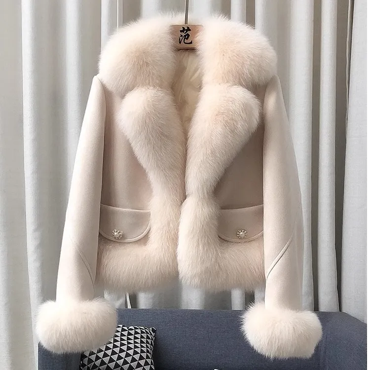 仿高端狐狸毛皮草羽绒服外套女短款海宁新款小香风白鸭绒大衣显瘦