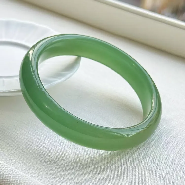 天然东陵玉深色手镯女9-13mm正圈扁条玉石镯子手饰中国风优雅文艺