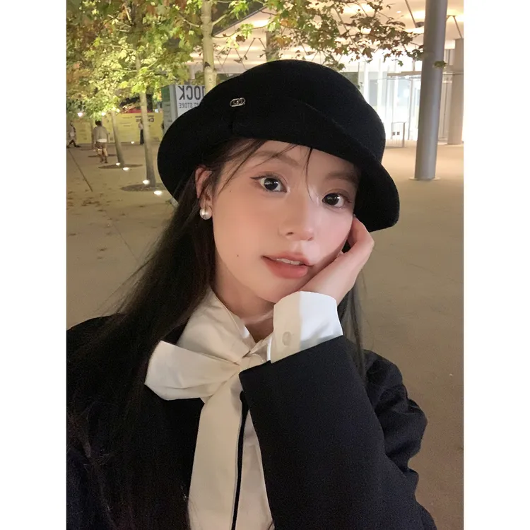 羊毛帽子女秋冬季法式赫本风盆帽气质高级感礼帽卷边空姐帽山帽
