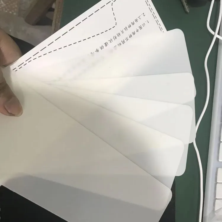 纳米卡片PVC塑料卡片高弹性耐磨卡片长方形带勾塑料卡片一包五片