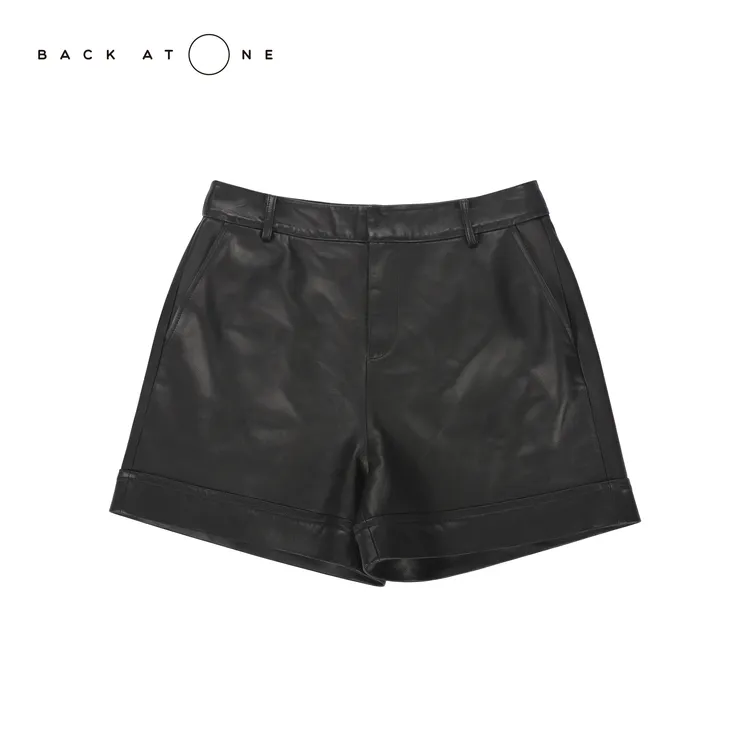 BackAtOne   “心动暗号”时尚百搭短款羊皮革皮短裤 BES-2FI189E-K