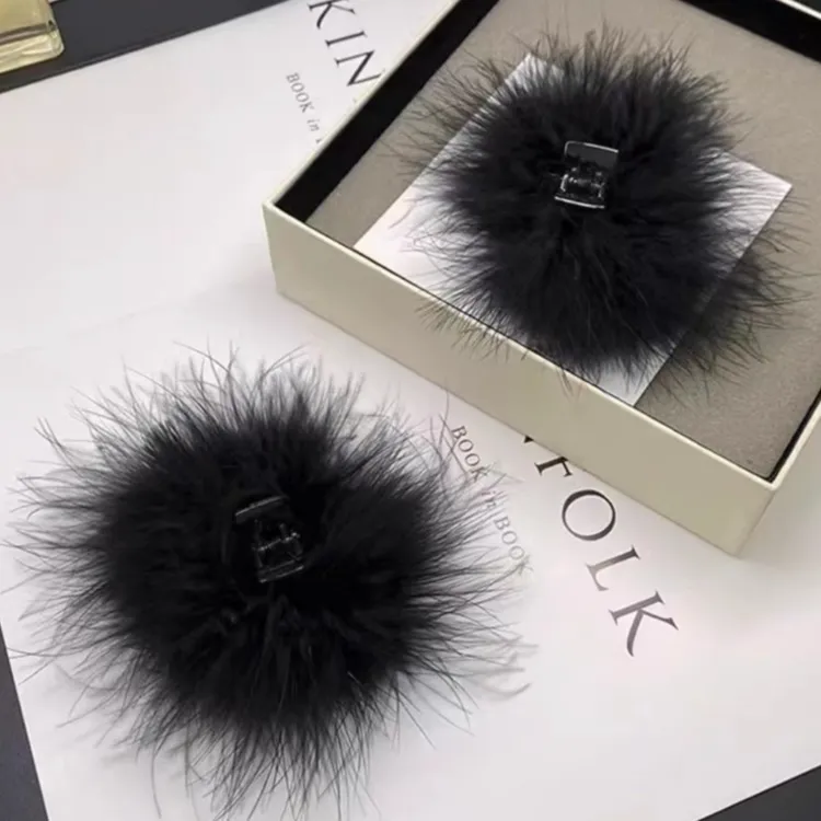 超仙小号气质黑色羽毛抓夹马尾夹秋冬鸵鸟毛可爱毛茸茸后脑勺夹