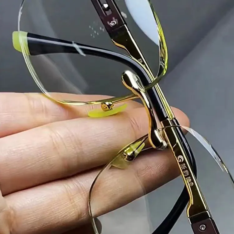 天然竹叶青水晶石头眼镜高清水晶正品石头镜高级男款抗疲劳平光镜