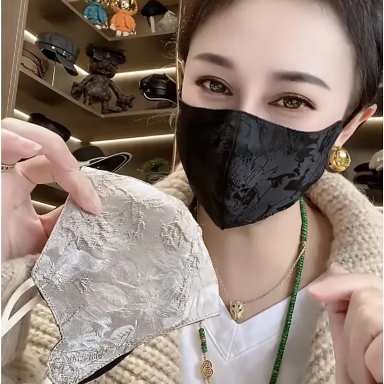 刺绣提花两层立体防风护脸防晒口罩