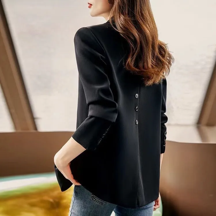 后开叉米白色西装外套女2025新款春秋休闲小个子今年流行西服上衣