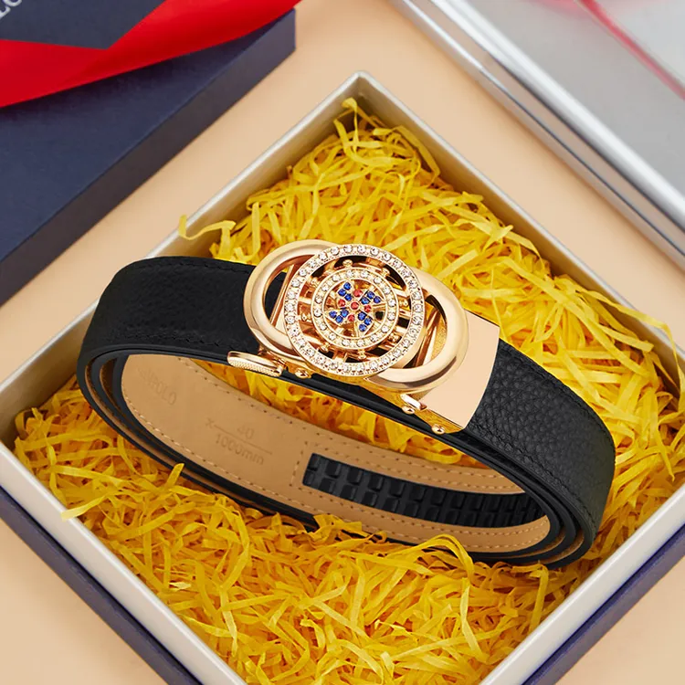 英皇保罗高档女新款2025爆款时来运转设计感小众皮带女式真皮时尚