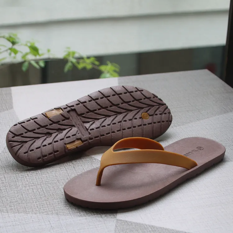 高档户外泰国进口橡胶拖鞋人字拖男士休闲夏季防滑沙滩时尚2024