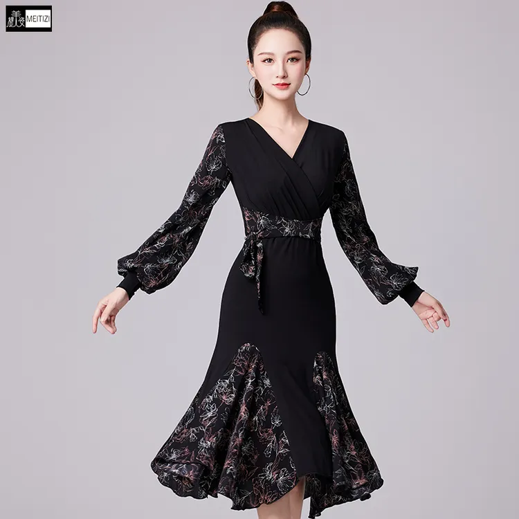 秋冬新款拉丁舞连衣裙练功服女成年摩登中长款舞蹈比赛花色演出服