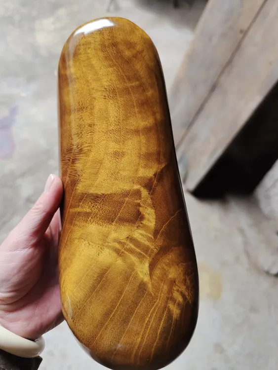 根雕金丝楠木枕头颈枕整木整料雕刻而成工厂现货实拍居家日用