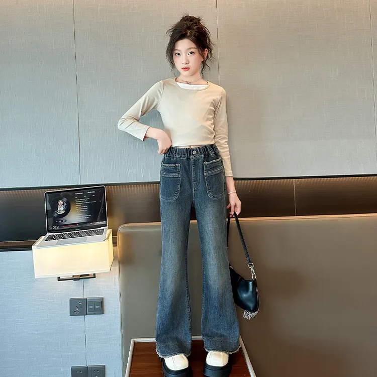 女童裤子弹力喇叭裤洋气春秋2025新款儿童牛仔裤女大童显瘦秋装潮