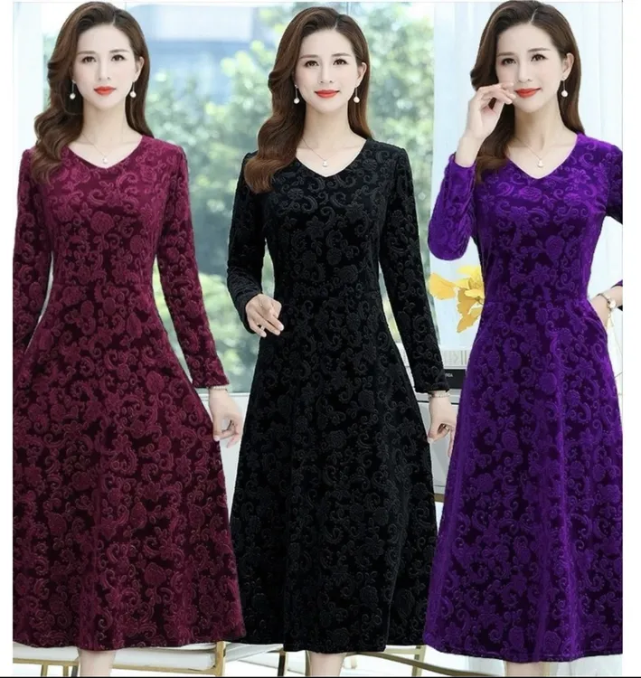 新款气质妈妈装金丝绒连衣裙时尚显瘦收腰中长款长袖有口袋